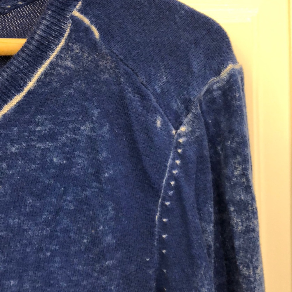 GAP Blue Sweater - Picture 5 of 8